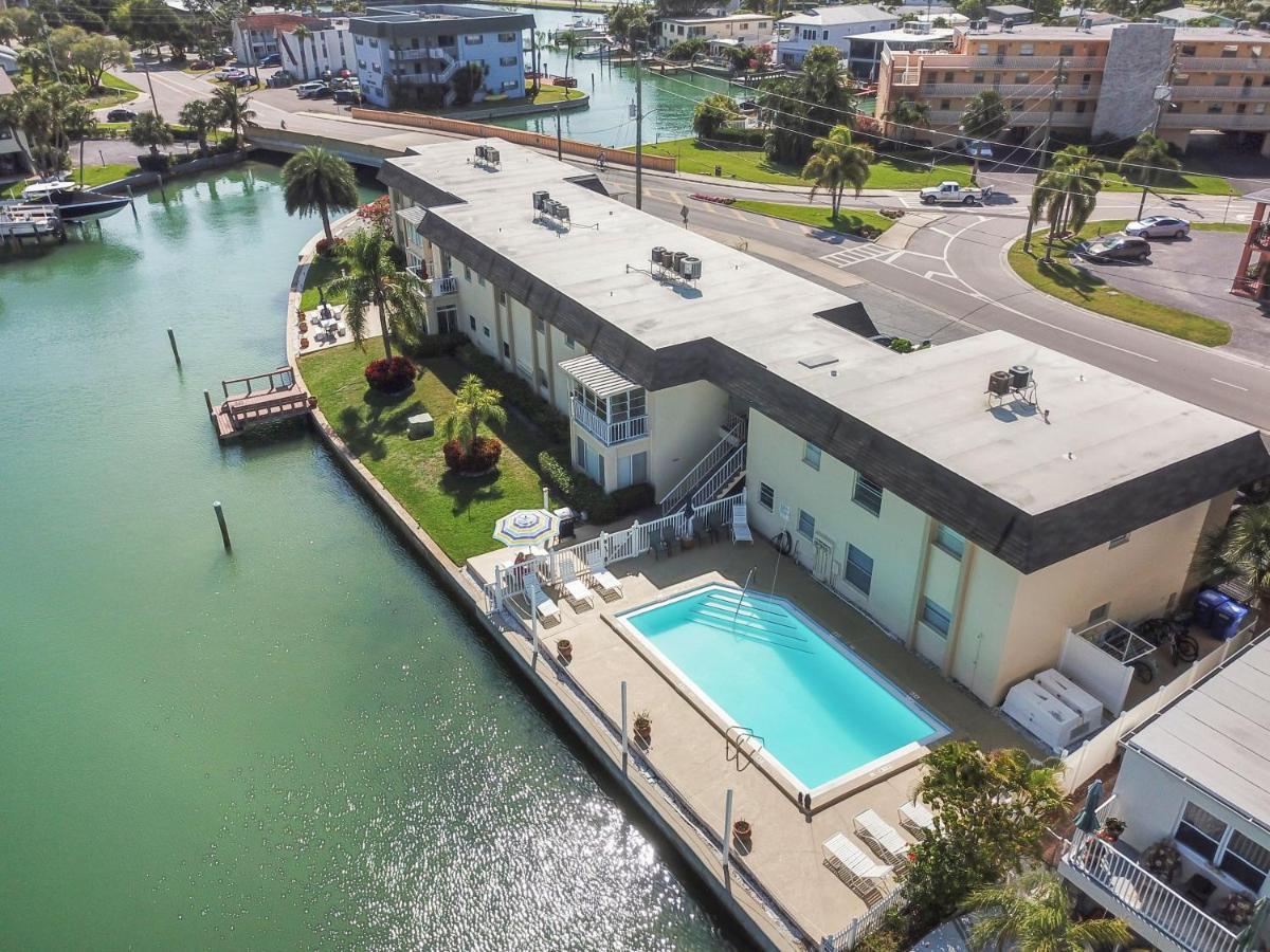 Appartamento Funshine Pointe Capri St. Pete Beach Esterno foto