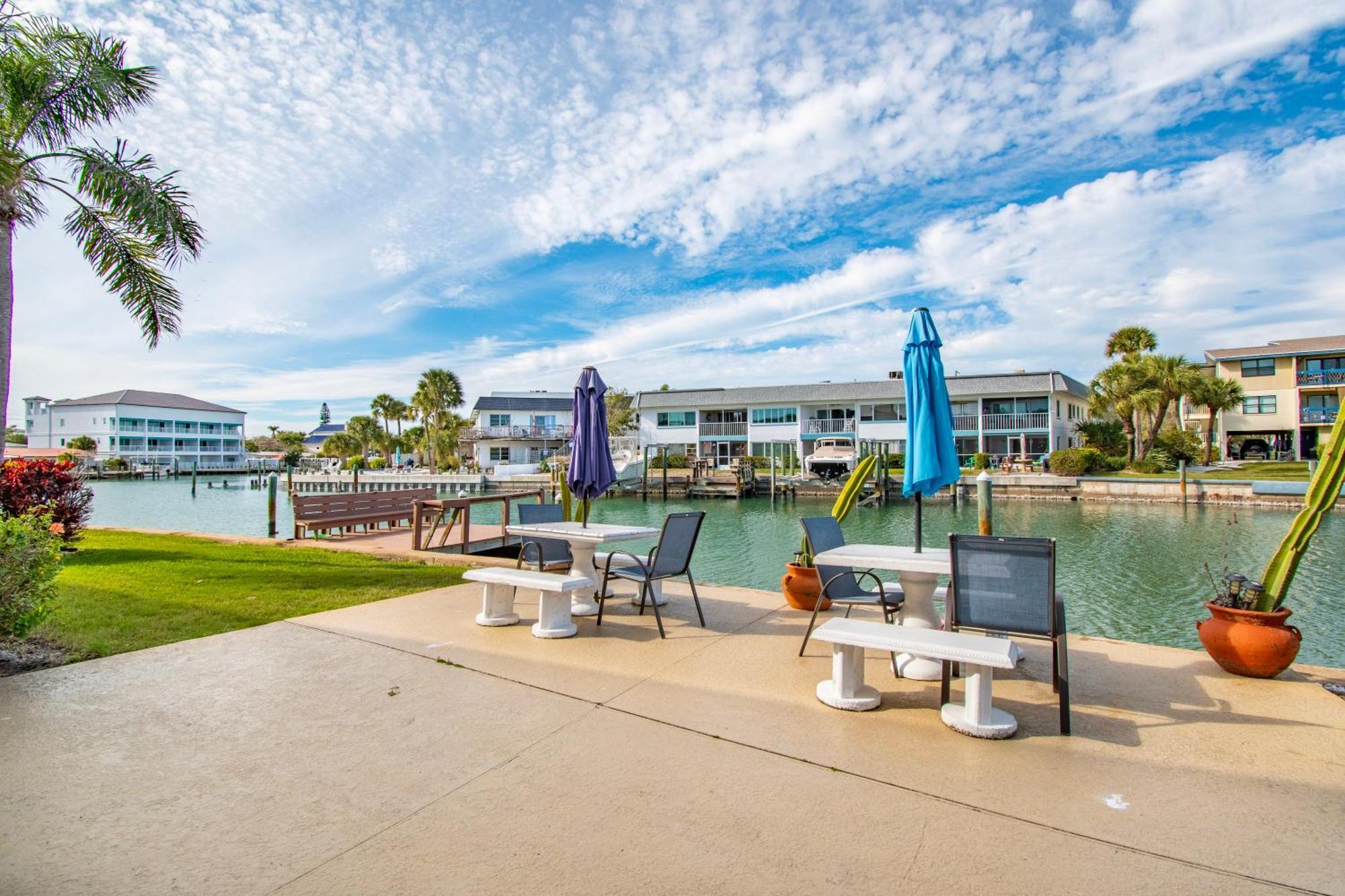 Appartamento Funshine Pointe Capri St. Pete Beach Esterno foto